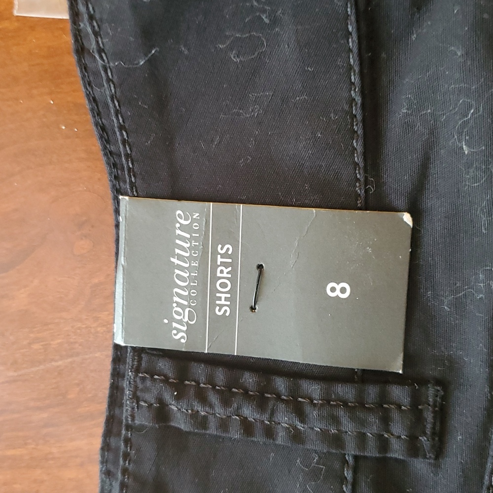 White House Black Market Women's Black Cargo Shorts - Picture 4 of 4